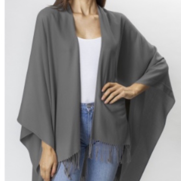 Adrienne Vittadini So Soft Wrap With Fringe - Picture 8 of 8